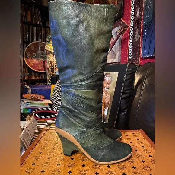 J Shoes ‘Babette’ Leather Boots, size 9 - Picture 3 of 7